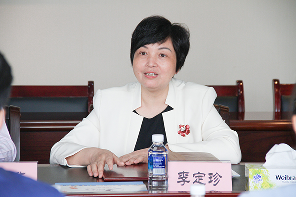 步步高集团总裁陈志强走进湖南商务职院考察交