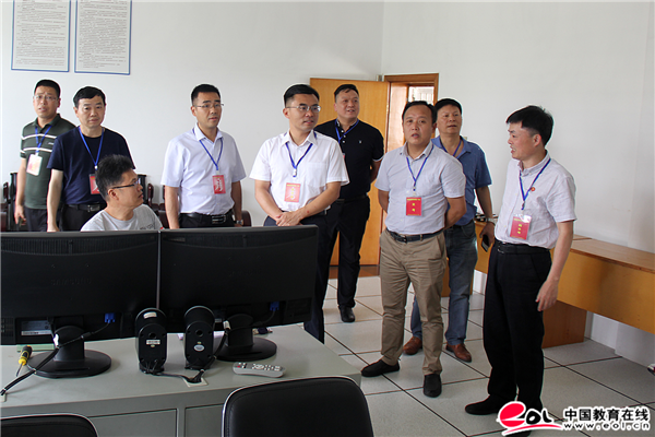 临澧县委书记陈章杰视察临澧一中高考考点