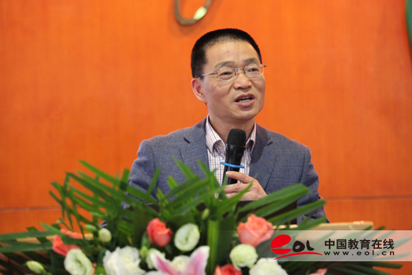 赵其刚:应对新高考 嘉兴五中创新选课走班教学