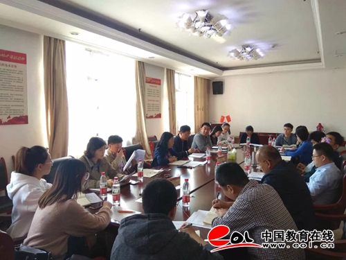 山东财经大学召开2018年硕博贯通研究生座谈