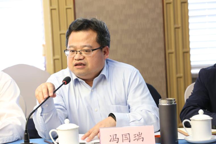 太原理工大学副校长冯国瑞教授致辞.