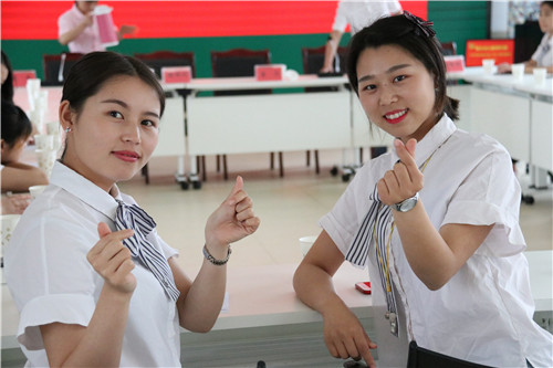 我为幼儿教师代言--河东实验幼儿园五四青