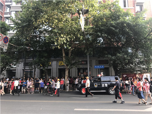 2018年高考拉开帷幕 成都七中考场秩序井然