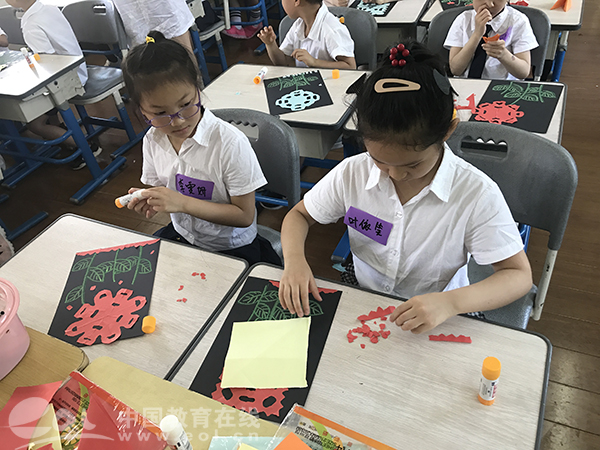 朝晖幼儿园朝一园区大班幼儿参观小学 提前感