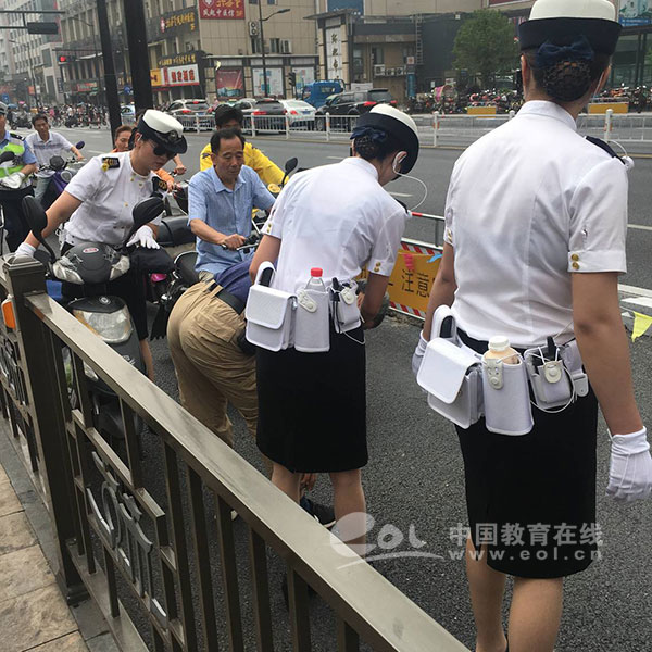 滚动直播 | 2018高考鸣锣开考,第一时间为你带