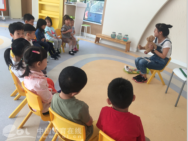 万家星城幼儿园老师课上得好不好 这里就能看