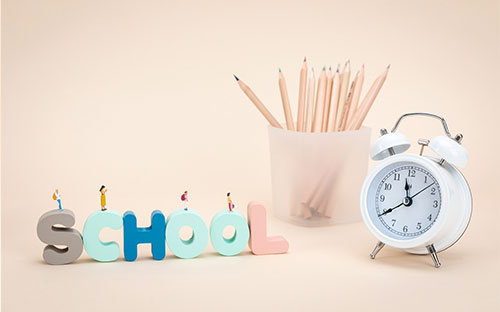 奈曼旗开放大学的招生对象是哪些？