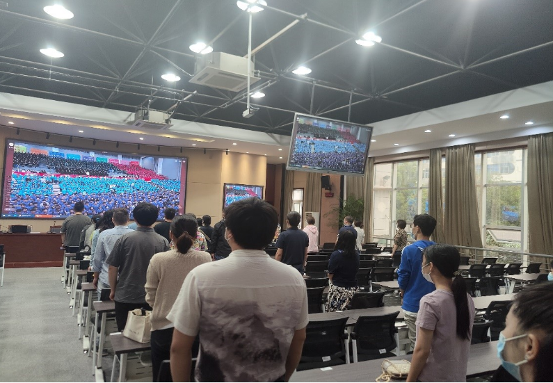 我校组织观看江苏开放大学2022级新生线上开学典礼 我校组织观看江苏开放大学2022级新生线上开学典礼