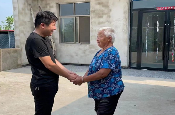 喜讯！我校选派干部杨大杉荣获“颍上县十佳选派干部”称号！