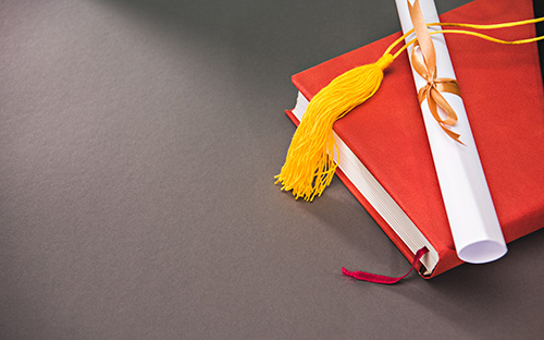 初中学历还可以报考成人高考吗？