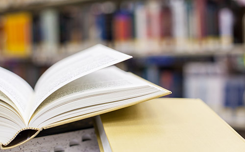 自考哪些专业不考数学、英语？