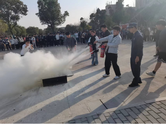 消防演练，防患于未“燃”——宿迁开放大学开展消防安全活动