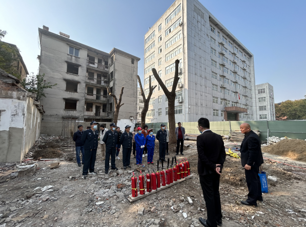 强化消防意识,共建平安校园 强化消防意识,共建平安校园