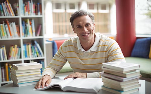 成人高考药学怎么报名? 成人高考药学怎么报名?