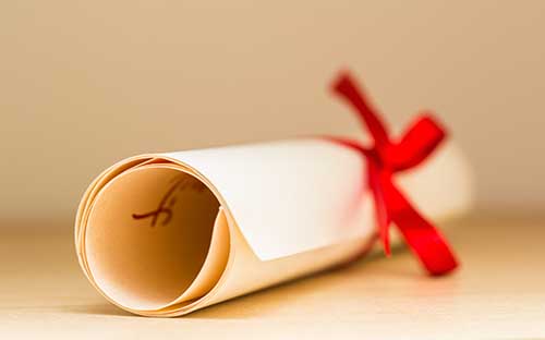 南昌成人高考费用大概多少？