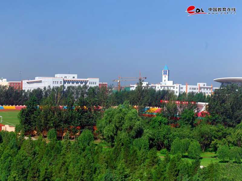 学校校园风光