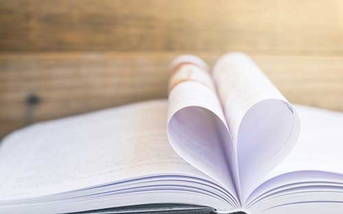重庆开放大学是否有行政管理专业？