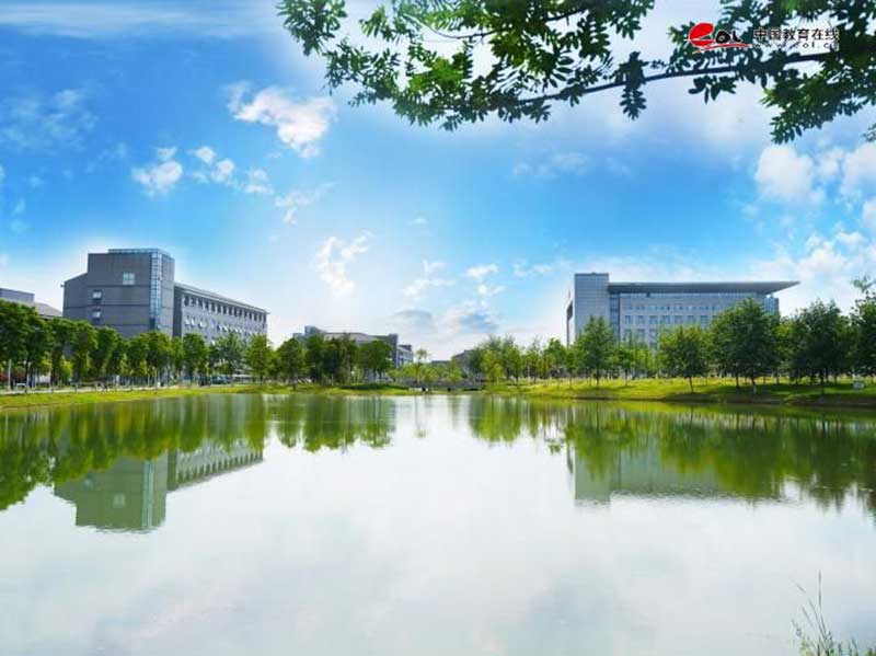 学校校园风光