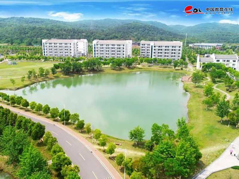 学校校园风光