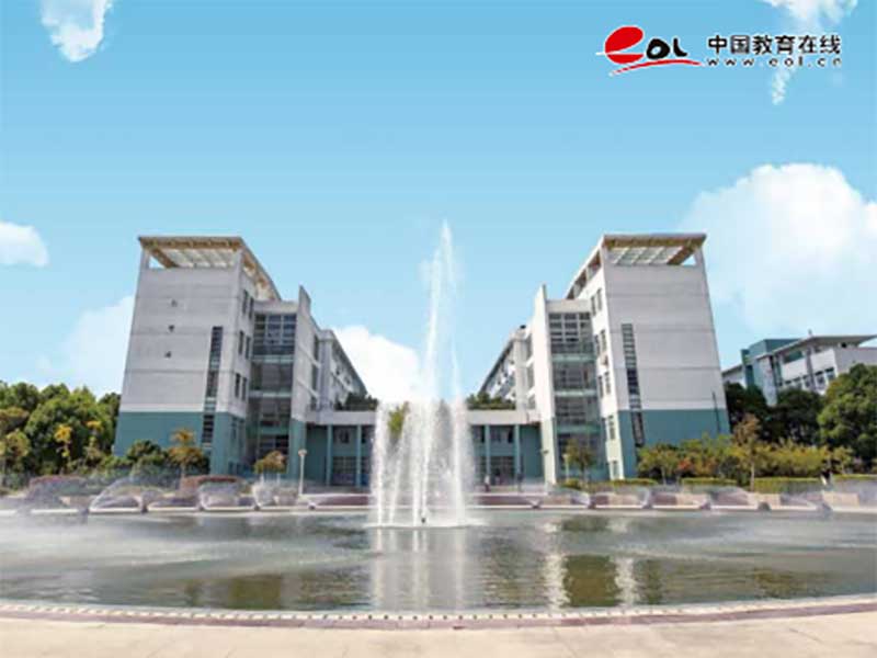 上海城建职业学院继续教育学院校园风光