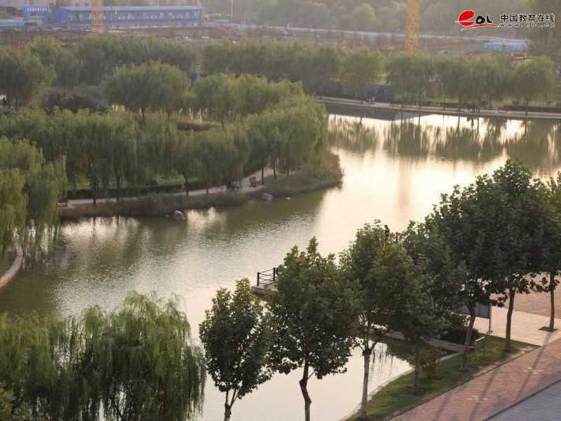 学校校园风光