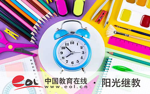 成人高考到拿毕业证书要钱吗?有用吗? 成人高考到拿毕业证书要钱吗?有用吗?