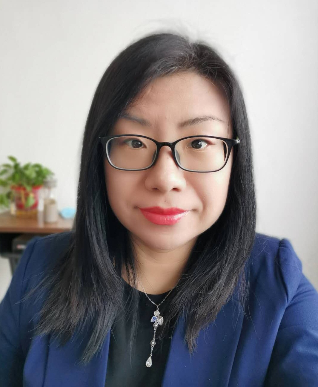 北京经贸职业学院李盈老师荣获北京市教育系统育人榜样(先锋)称号