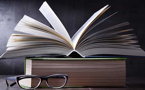口腔医学专业成人高考报名资料怎么填写？就业前景如何？