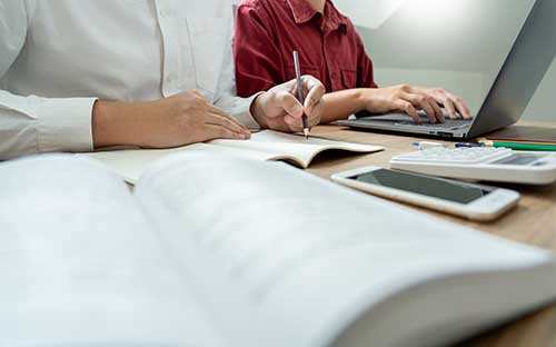 成人高考自己报名麻烦吗？多久拿毕业证？