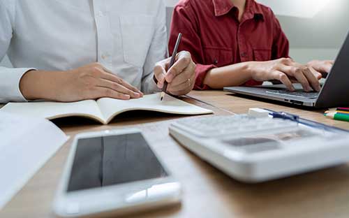 楚雄报考成人高考在哪里报名？怎么选择合适的专业？