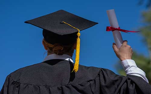 学历提升报考条件要求是什么？成考学历含金量怎么样？