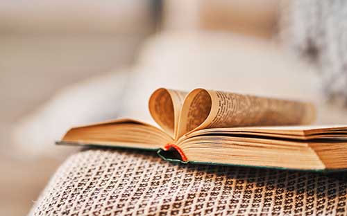 河北邯郸成人高考报名费多少钱？考哪几门？