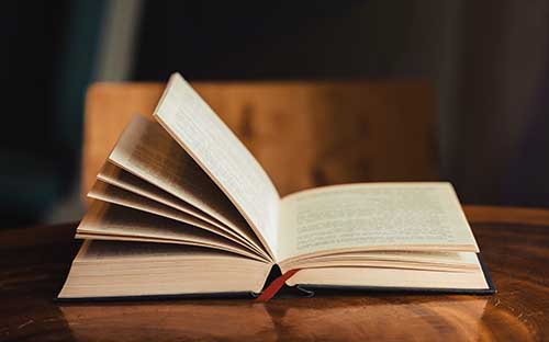 成人高考报名未去现场审核可以吗？需要带什么？