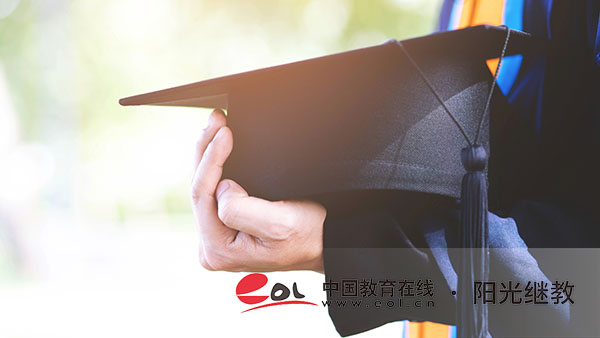 成人高考学历要到哪报名？专业如何选择呢？