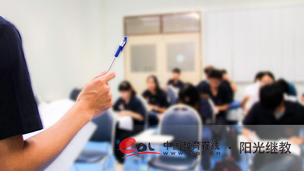 什么时候能去报名成人高考？考前做哪些准备？