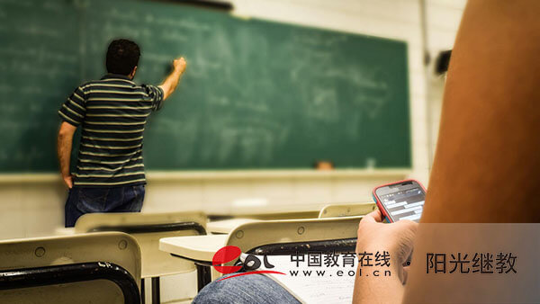 成人高考现在还可以报名么？学历有用吗？