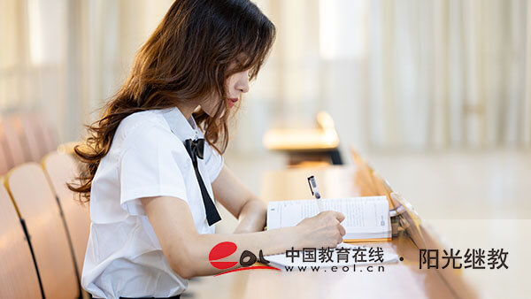 成人高考怎么在官网报名考试？需要哪些材料？
