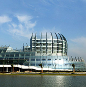 东华大学