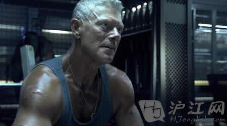 第三段最佳如厕时间：电影进行到2小时13分左右之时