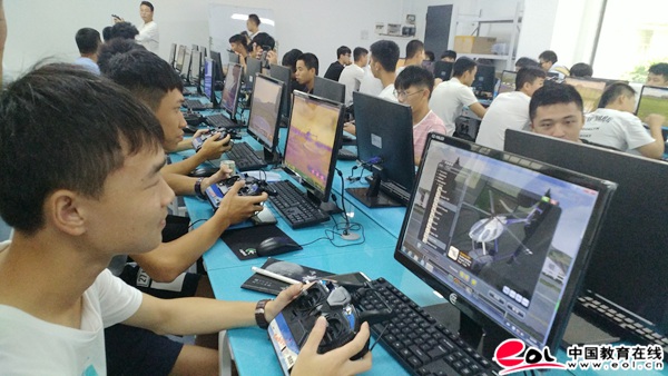 省内首个无人机专业开班,特种部队式专才特训