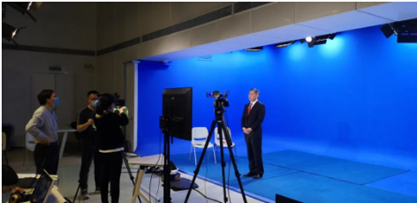 深职院网络教学首日,3万师生云端共上书记第