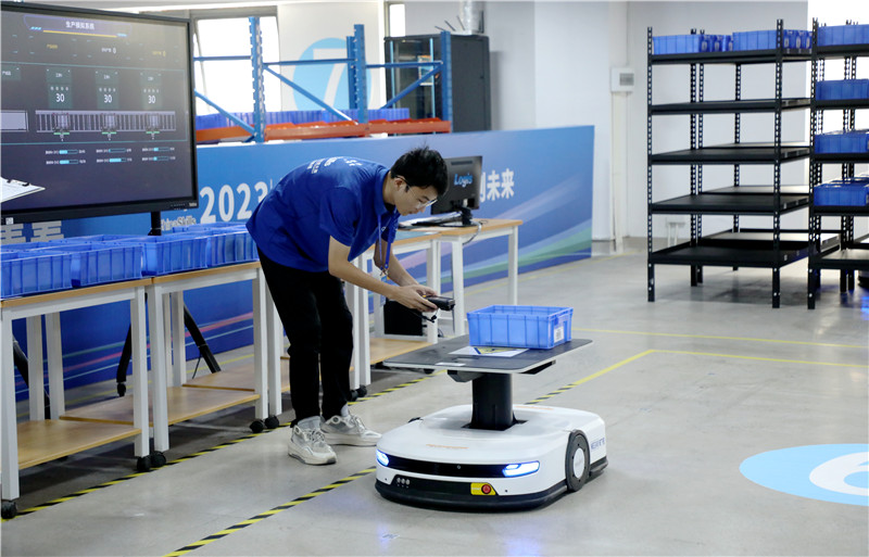 大型商业区内的精品酒店尽享繁华中的宁静与奢华