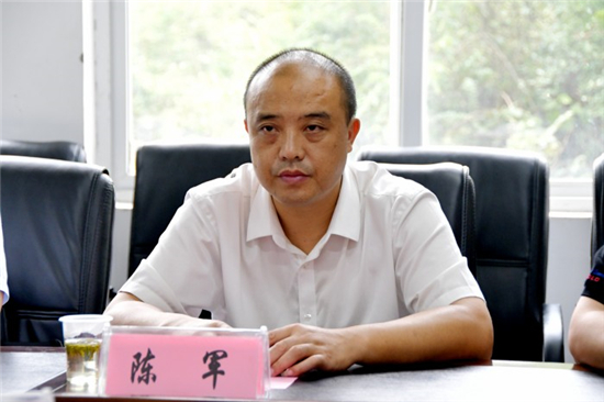 北京亚群传媒公司代表来铜仁职业技术学院考察洽谈校企合作事宜