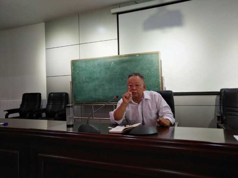 晋州一中邀请张兵春老师做书法讲座