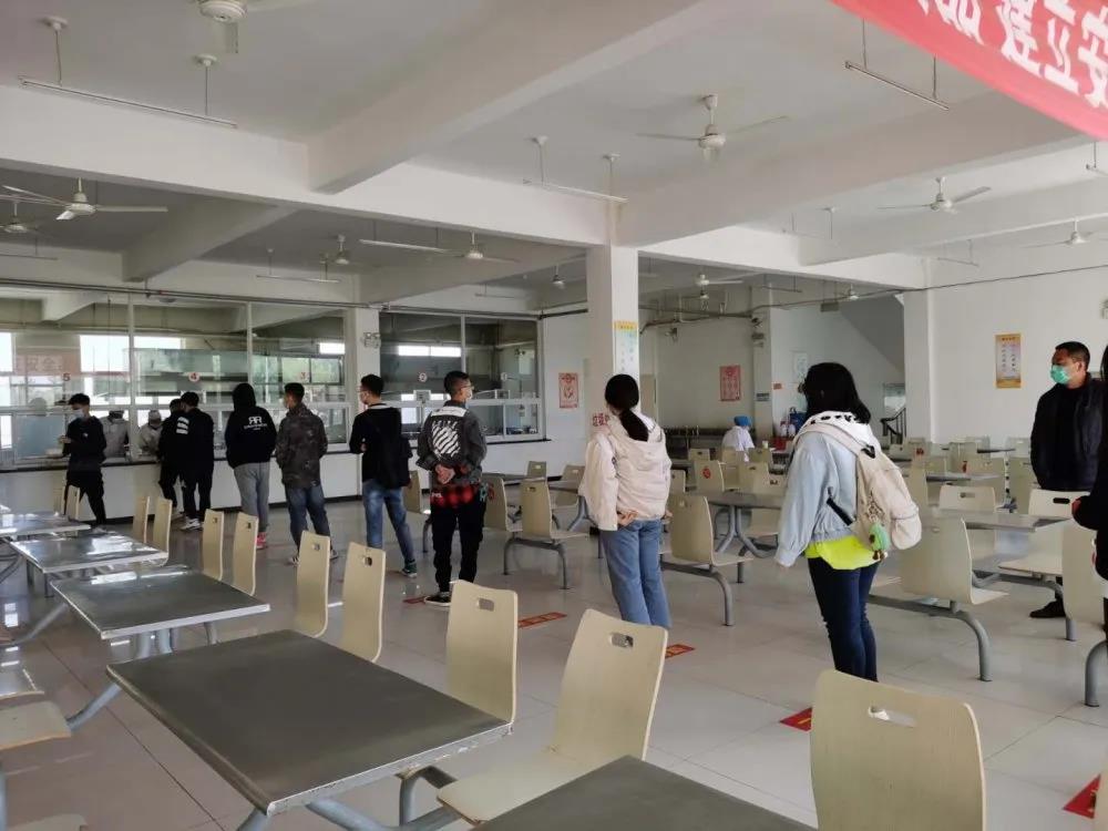 霸州五中返校复学只争朝夕勇追梦科学防控不负韶华再启航2020年春季