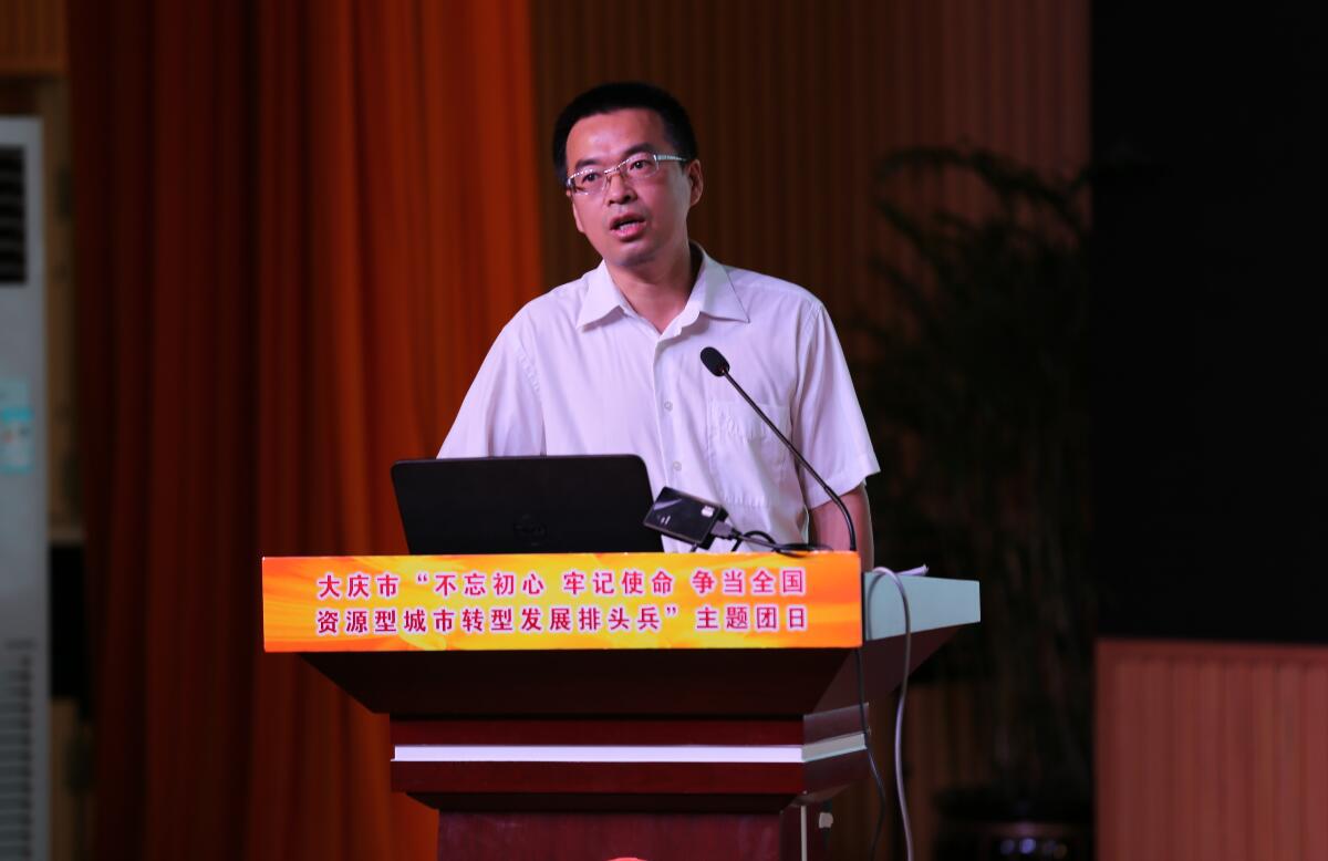 黑龙江八一农垦大学招生就业处副处长 苏伟