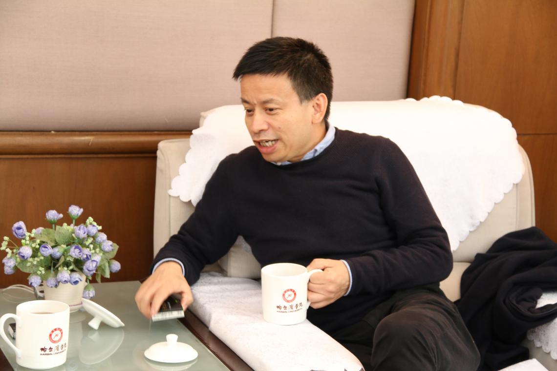中国教育在线总编辑陈志文专访哈尔滨学院胡宝忠校长