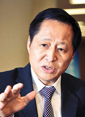 人物档案罗伟其广东省教育厅厅长做最大努力放开异地高考.