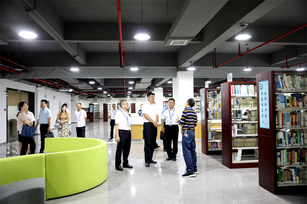 省水利厅厅长罗毅君到湖南水电职院检查安全生产和疫情防控工作3