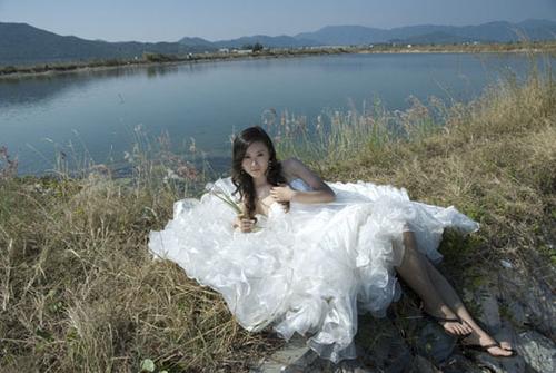 Photoshop教程打造唯美婚纱外景照片